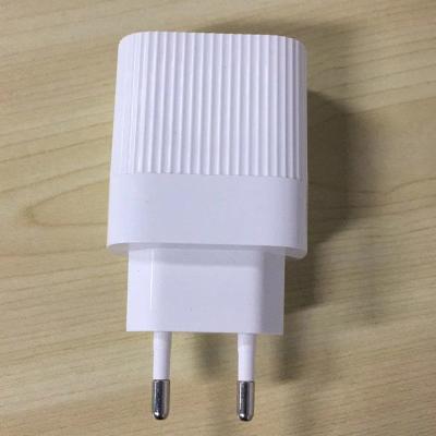 China Smart Travel European Wall Cell Phone Tablet OEM Ac/Dc Plug Phone Charger 5V 2A Usb Power Adapters For Mobile Phone for sale