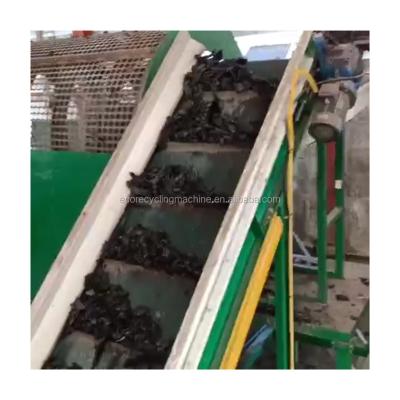 China Recycle Waste Rubber Tire Shredder Shredder For Making Small Rubber Block Of Tire By High Speed ​​Crushing for sale