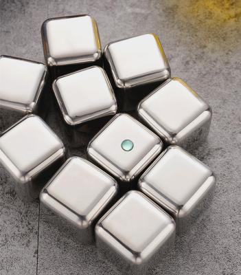 China Home Accessories Kitchen Bar Bases Accessories 26 Mm Diameter Ice Stone Cube for sale