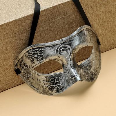 China Halloween Party Supplies Halloween Baron Prince Half Face Mask Adult Masked Ball Party Kids Birthday Christmas Party Mask Retro for sale