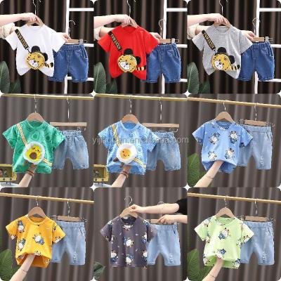 China Casual 2024 New wholesale Kids Summer two-piece short-sleeved suit for boys ages 2-14 for sale