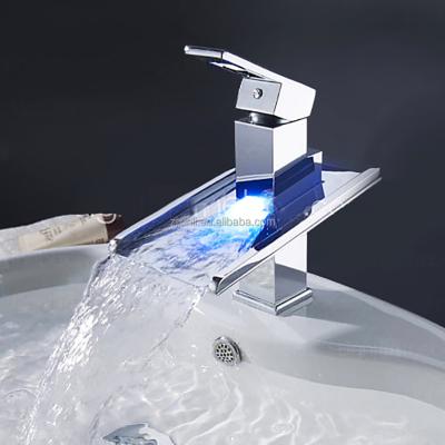 China LED Light X8394B1 Chrome Finish Brass Material Deck Mounted Luxury Waterfall Led Faucet for sale