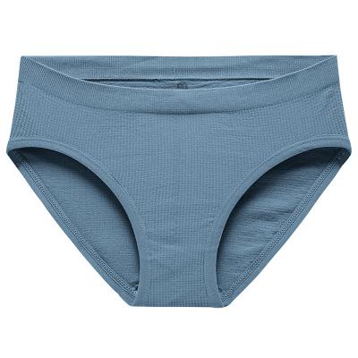 China Seamless Comfortable Buttocks Breathable Briefs Women's Breathable Panties Lifting Women's Underwear for sale