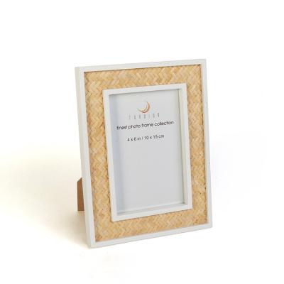 China Wholesale High Quality Custom Creative Modern Apperance K&B Kids Photo Frames For Sale for sale