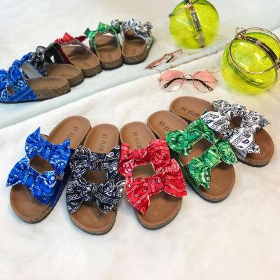 China 2021 Fashion Trend Bandana Print Bowknot Bow Shoes Slip Beach Rubber Slippers Women Bandana Sandals for sale