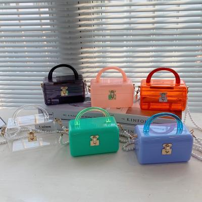 China Like Madam Clear Pearl Chain Bags Handbags 2021 Unique Acrylic Women Purse Box Good Quality for sale