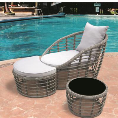 Китай rattan sun lounger with coffee table RMS-0054 продается