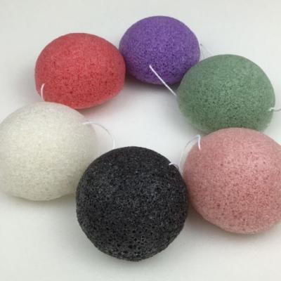 China EXFOLIATE konjac sponge charcoal facial cleansing deep cleansing sponge with string for facial skin care for sale