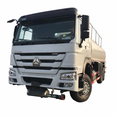 China 10 Wheels Fuel Transfer Truck 20000 Liters Manual Aluminium Alloy 351 - 450hp for sale