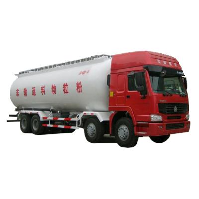 Chine 6x4 Liquid Tanker Trailer 3 Axles Bulk Cement 8x4  6mm Carbon Steel 0.2 Mpa à vendre