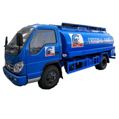 中国 Cheap price 4x2 5000l Transportation Truck For Milk 8m3 Tanker Truck Fresh Milk Tank 販売のため