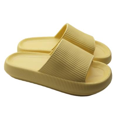 China Cushioning Women's Unique Thick EVA Flat Heel Super Soft Slippers, Indoor Couple Slippers Soft-soled Non-slip Slippers for sale