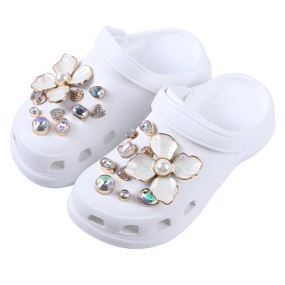 China Custom Wholesale Hot Sale Crystal Design Shiny Croc Clog Charm Shoes Charms Clogs Charms Luxury Sets for sale