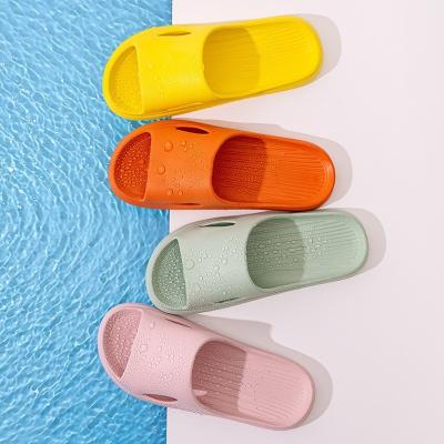 China Wholesale High Quality Anti-slip Outdoor Men's Anti-slip Bathroom Solid Color Summer Fashion Sandals Home Slippers Women's Slippers for sale