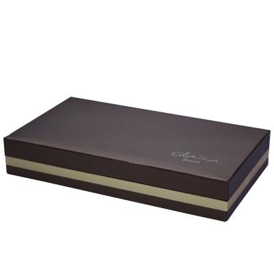 China Customized Eco - Friendly Handmade Installed Style Cardboard Chocolate Box Date Box for sale