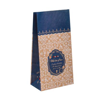 China Eco-friendly Water-based Soy Ink Kraft Paper Packing Bags with Gold/Silver Hot Stamping for sale