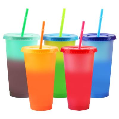 China Hot Selling Sustainable 24 Ounce Plastic Coffee Change Dismountable Color Portable Reusable Plastic Cups With Lid And Straw for sale