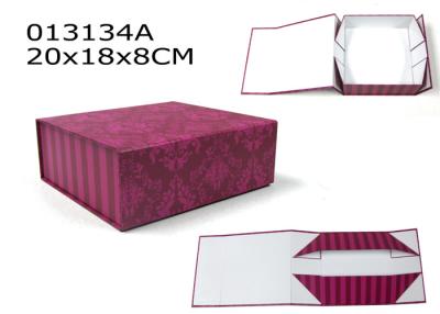 China Custom Square Folding Large Gift Boxes With Lids , Storage Paper Boxes Gift Packaging for sale