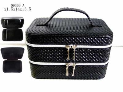 China Professional Black Custom Packing Boxes Women Cute Cosmetic Bags With Handle for sale