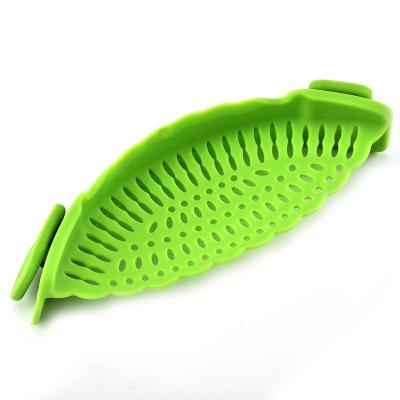 China Sustainable Wholesale Green Eco - Friendly Grade Fruit Vegetable Filter Kitchen Tools Silicone Strainer for sale