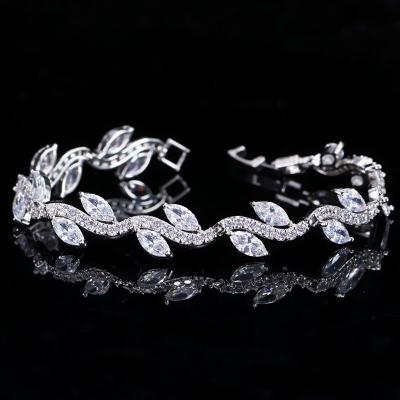 China Bracelet Women Jewelry AAA Zirconia Stone Charmed Crystal Bracelets for sale