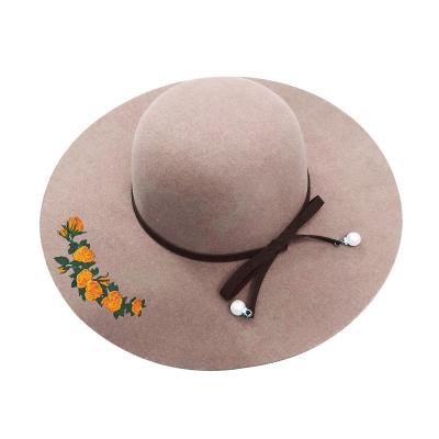 China 2020 Autumn Women Winter Large Eco-Friendly Band Decorated Brim Felt Hat White for sale