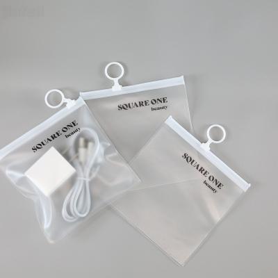 China Multi-size Clear Resealable Plastic Bags for packaging items such as jewelry data cables for sale