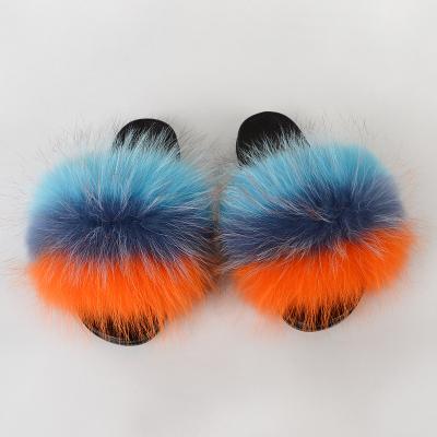 China Fashion trend logo pvc raccoon fur slippers indoor unique hairy sandal colorful fluffy 100% fluffy fox fur slipper for women for sale