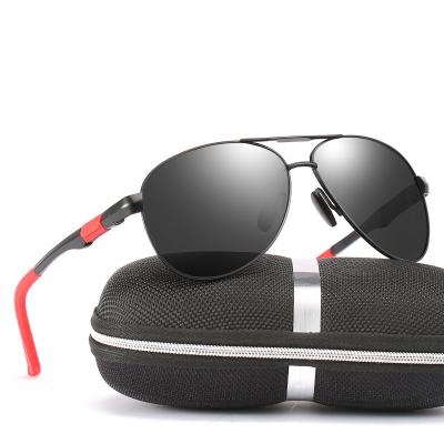 China New Fashion Sunglasses XY164 Mens Magnesium Polarized Sunglasses Frog Fishing Glasses Driving Sunglasses for sale