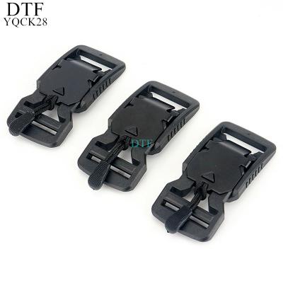 China Hardness ; Free Sample Durable Plastic Release Buckle Magnetic Belt Buckle For Backpack Or Suitcases for sale