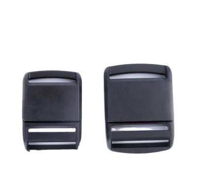 China Hardness ; Newest Design Elasticity Product Mini Bag Plastic Buckle Good Quality Popular Plastic Buckle Magnetic Buckle for sale