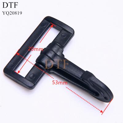 China Hardness ; Wholesale Elasticity Part 25mm Snap Buckle Lobster Trigger Buckle Bulk Plastic Black Swivel Clasp Snap Hook for sale