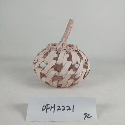 China Modern Recycled Hand & Chips Woven Natural Festival Holiday Halloween Decor Pumkins for sale