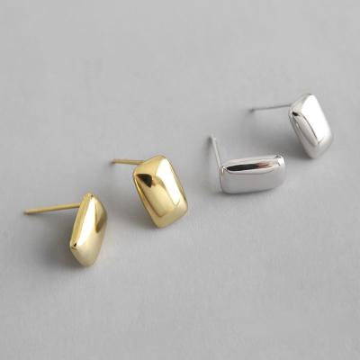 Китай Lanciashow Smooth 925 Sterling Silver Gold Plated Square Stud Earrings Fine Jewelry продается