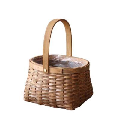 China Handmade Wooden Fruit Basket Stocked Rustic Style Woven Basket Flower Picnic for sale