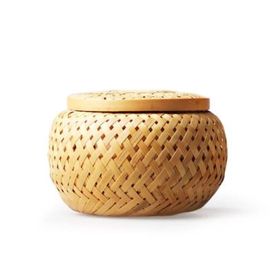 China Chinese Renel Weaving Mini Bamboo Basket Hand Woven Storage Baskets With Lid for sale