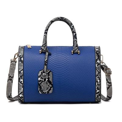 China Fashoion Large Capacity Boston Bag Women Rest Handbag Ladies PU Leather Design Snake Leather Handbag for sale