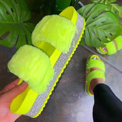 China Waterproof Soft Bling Diamond High Flat Fur Slipper Indoor Fluffy Slippers Sandals For Ladies for sale