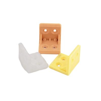 China 90 Degree Modern Nylon Plastic Corner Brackets For Adjustable Location for sale