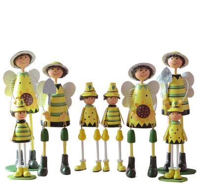 China Europe style Mediterranean pastoral decoration home accessories divide decoration wooden Chinese doll for sale