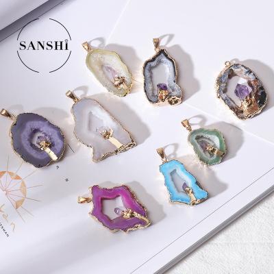 China CLASSIC Natural Stone Crystals Jewelry Charm Crystal Druzy Gold Plated Pendant Amethyst Pendant for sale