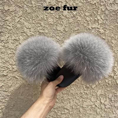 China 2020 New Breathable Wholesale Custom Logo Fox Fur Slippers Ladies Fashion Fluffy Raccoon Fur Sandals Luxury Light Gray Fox Fur Slides for sale