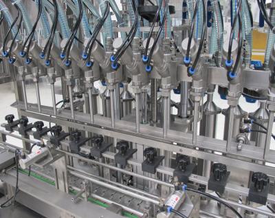 China Máquina tampando de engarrafamento do molho automático da máquina de enchimento do molho da carne do controle 1000ml 3000BPH do PLC à venda