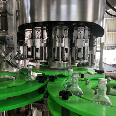 China embalaje de lacre automático de la máquina del equipo del casquillo de aluminio de alta velocidad de la botella que capsula que capsula de cristal ROPP en venta