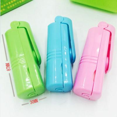 China Manual Hot Selling Fiber Roller Sticky Mini Travel Roller Refills & Refills for sale