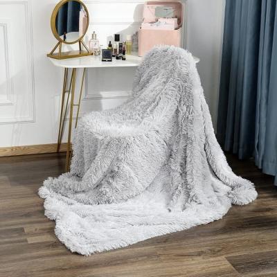 China Top Quality Faux Fur Blanket And Gift Box Luxury Butlers Simple Super Soft Faux Fur Throw Blankets for sale