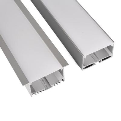 Cina 10*21mm recessed waterproof aluminum profile with aluminum core for LED strip light in vendita