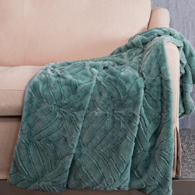 China New Design Folded Sheared Leaves Sofa Deco Soft Warm Faux Fur Throw Blanket for sale