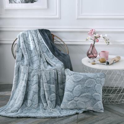 China Folded Super Soft Mink Throw Blankets Bottom Printed 50 x 60 Inch Faux Fur Throw Blanket for sale