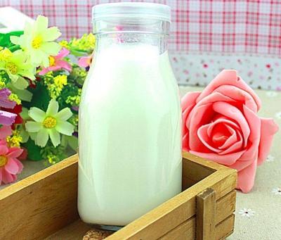 China CANDY 1 liter milk coconut glass bottle manufacturer for sale